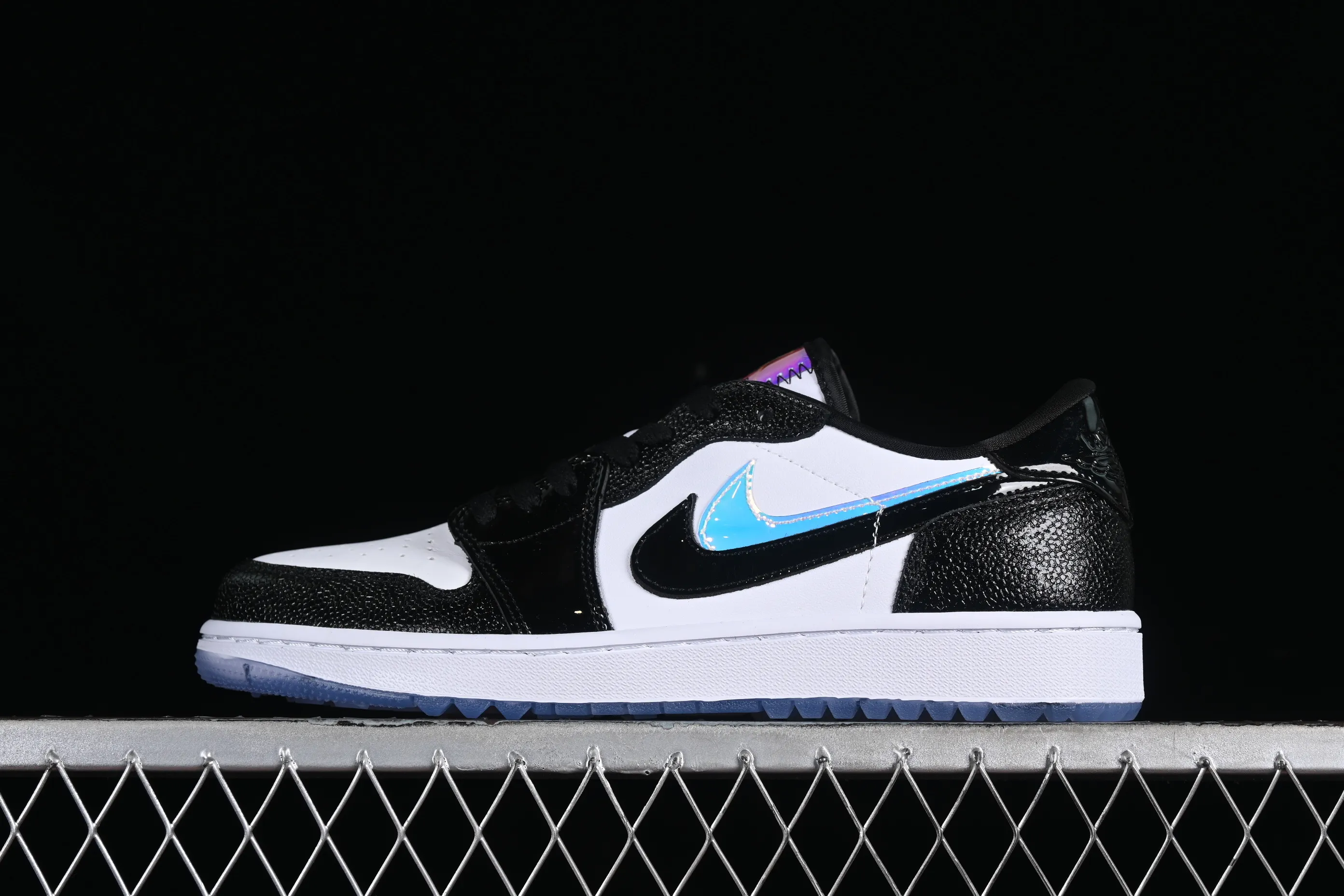 All categories Air Jordan Jordan series basketball shoes Air Jordan 1 Low Z version Air Jordan 1 Low Golf AJ1 Joe 1 new golf version laser patent leather black double hook FZ4159-100